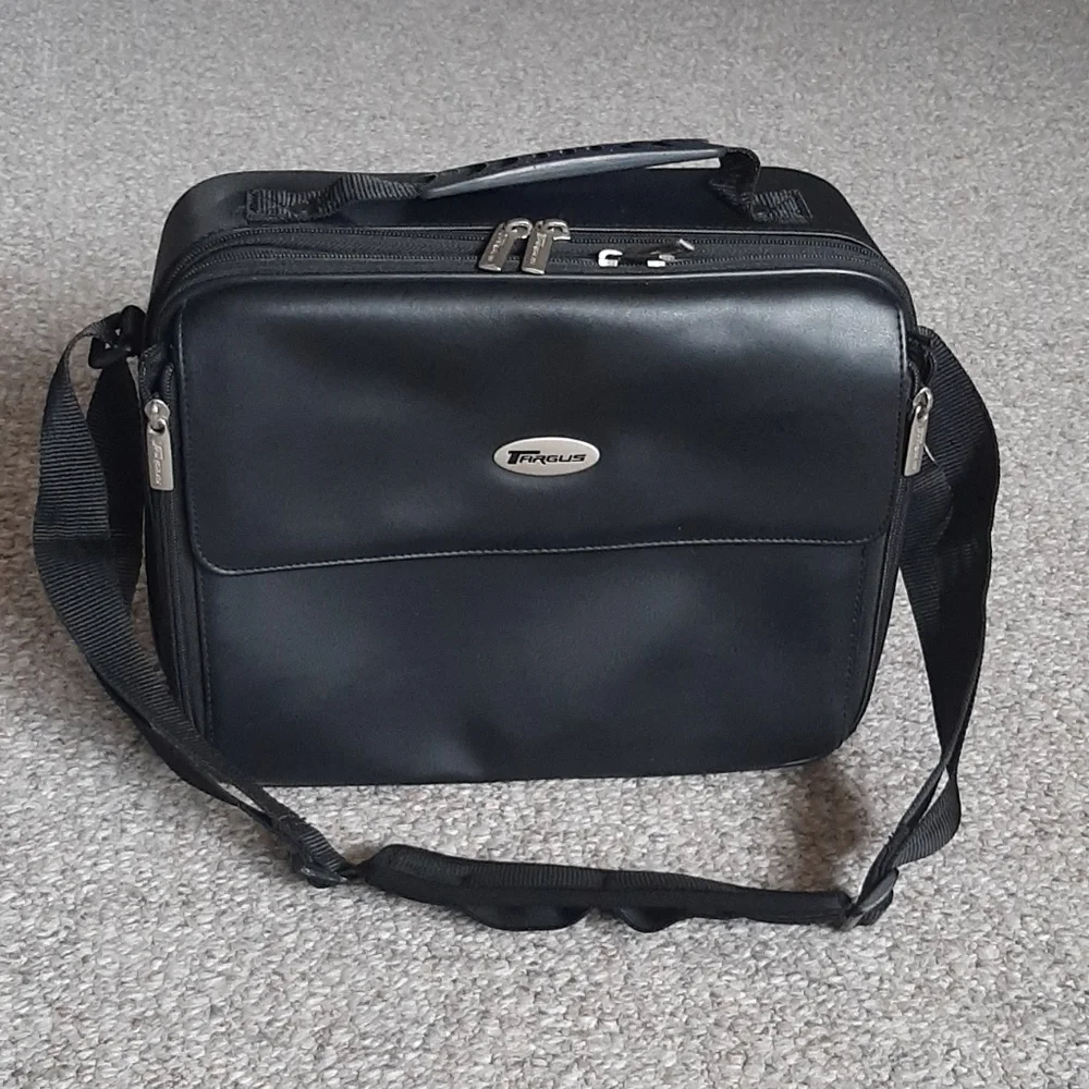 Targus Small Mini Briefcase